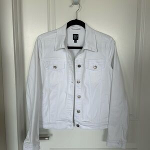 Timeless Classic Straight Fit Jean Jacket